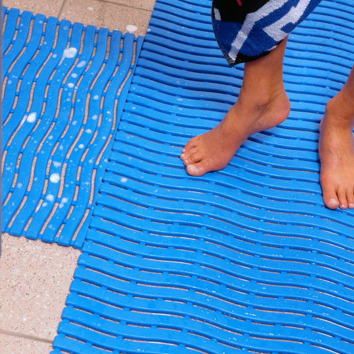 PoolsideMat - For Bare Foot Comfort and Safety